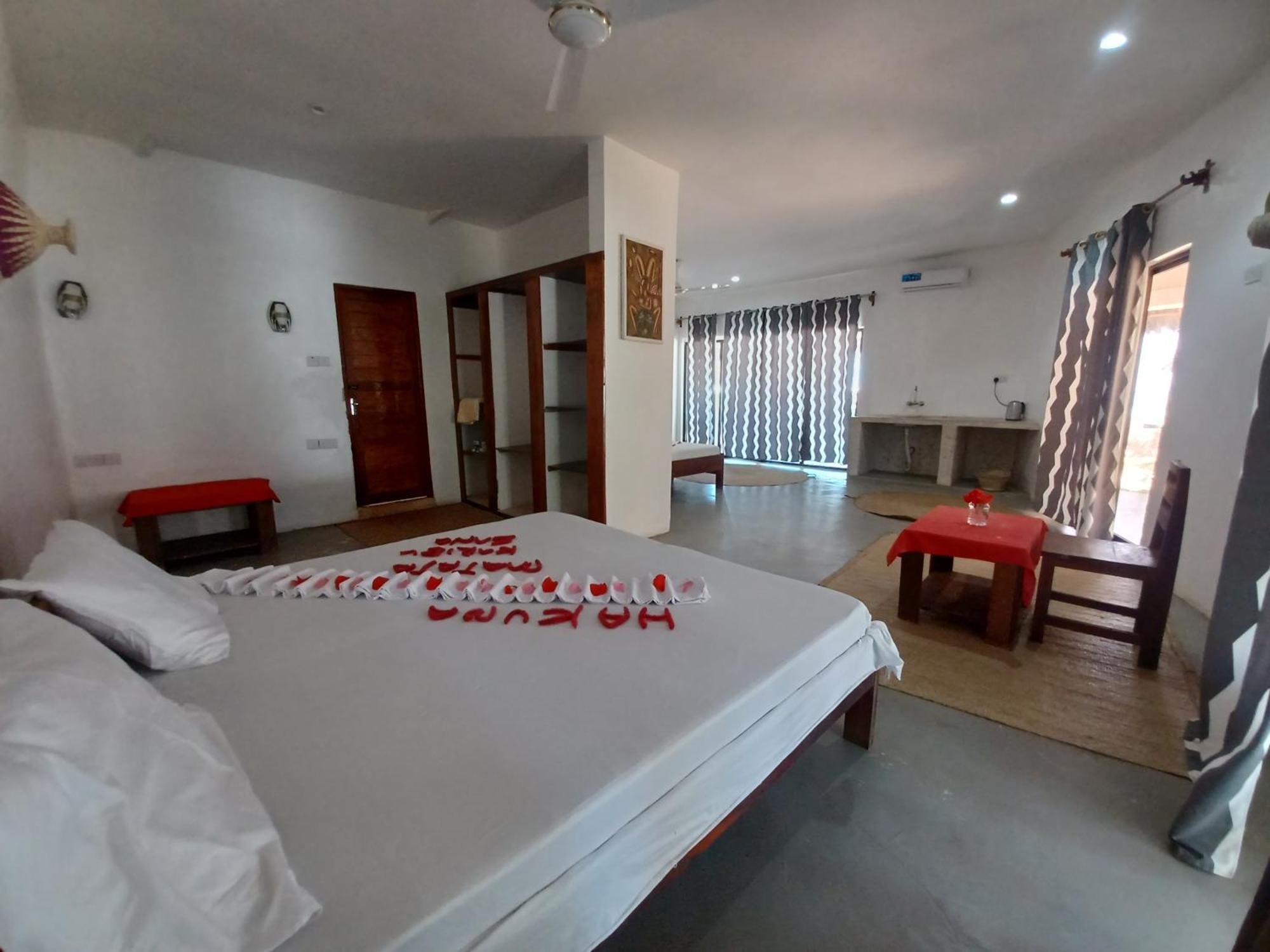 Hotel Maua Beach Kizimkazi Exterior foto